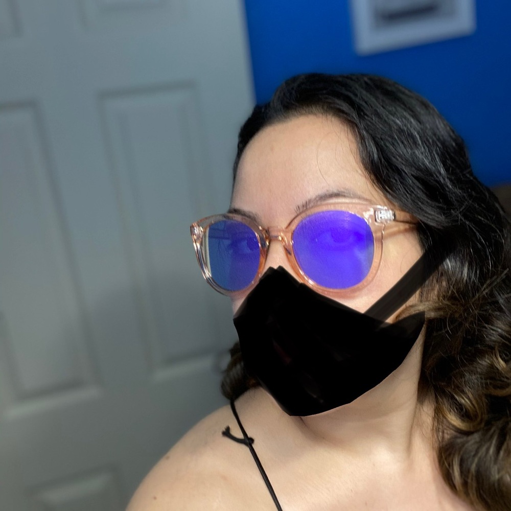 Peach sunglasses - Picture 4 of 4
